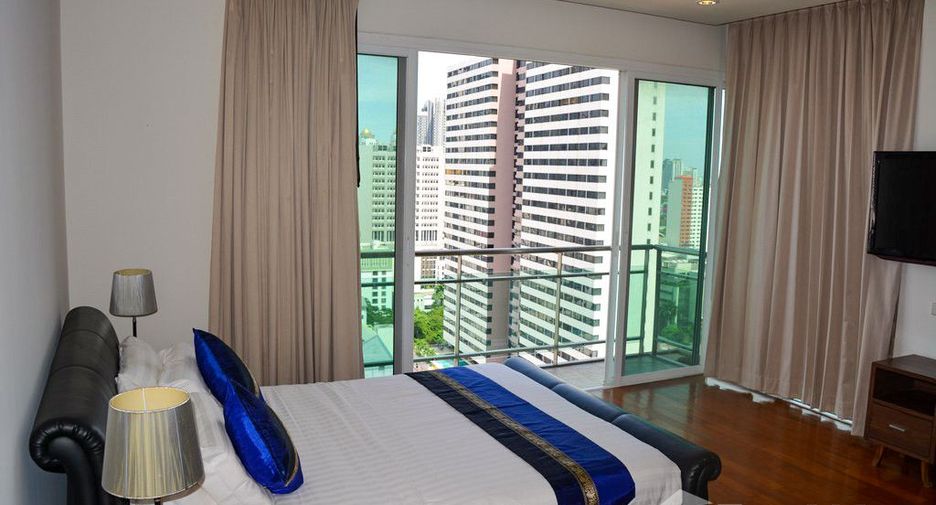 For sale 2 bedrooms condo in Watthana, Bangkok