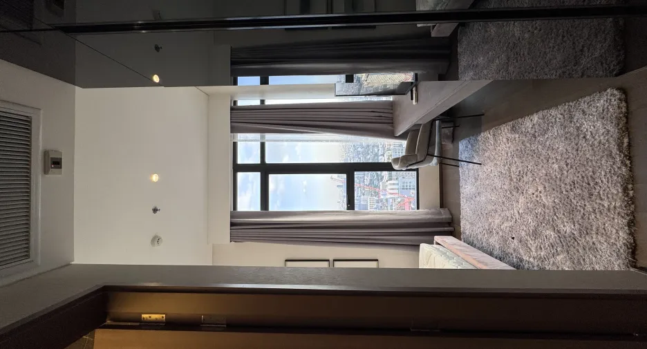 For sale 3 bedrooms condo in Khlong Toei, Bangkok