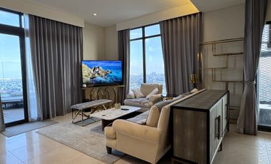 For sale 3 bedrooms condo in Khlong Toei, Bangkok
