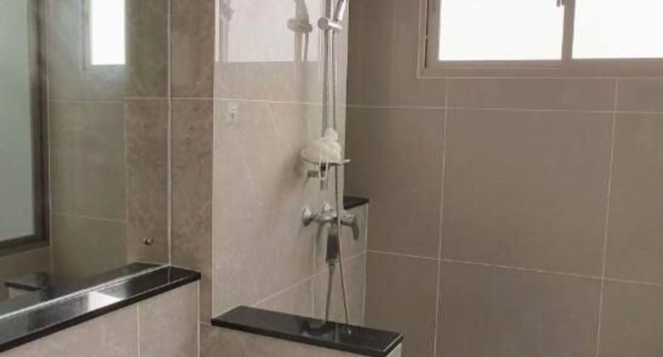 For sale 4 bedrooms house in Pak Kret, Nonthaburi