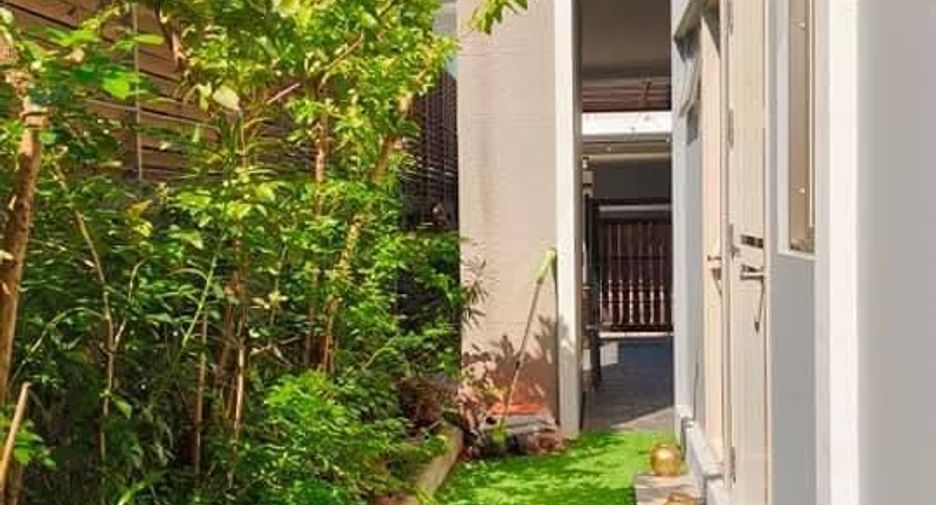 For sale 4 bedrooms house in Pak Kret, Nonthaburi