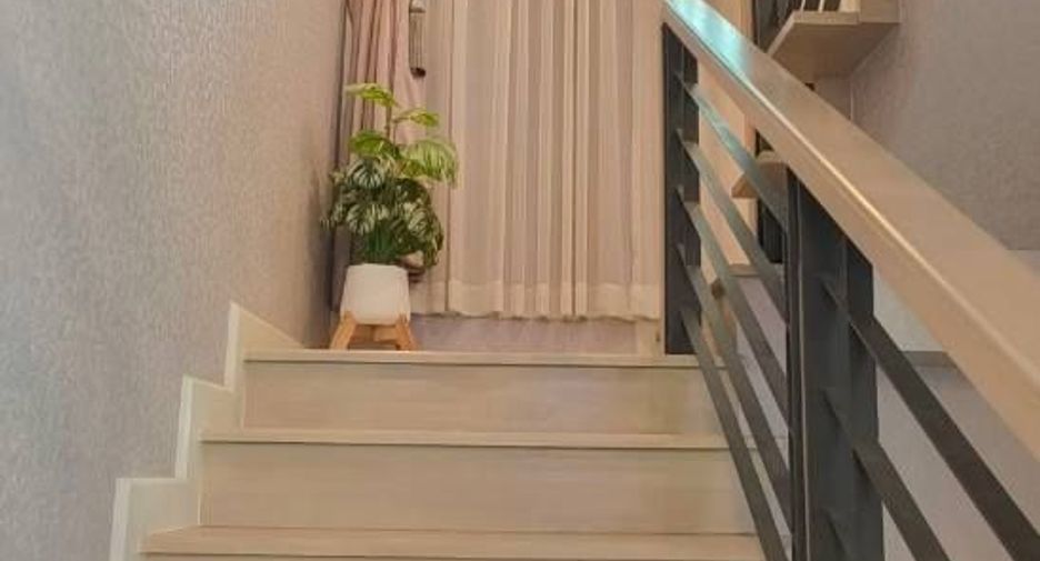 For sale 4 bedrooms house in Pak Kret, Nonthaburi