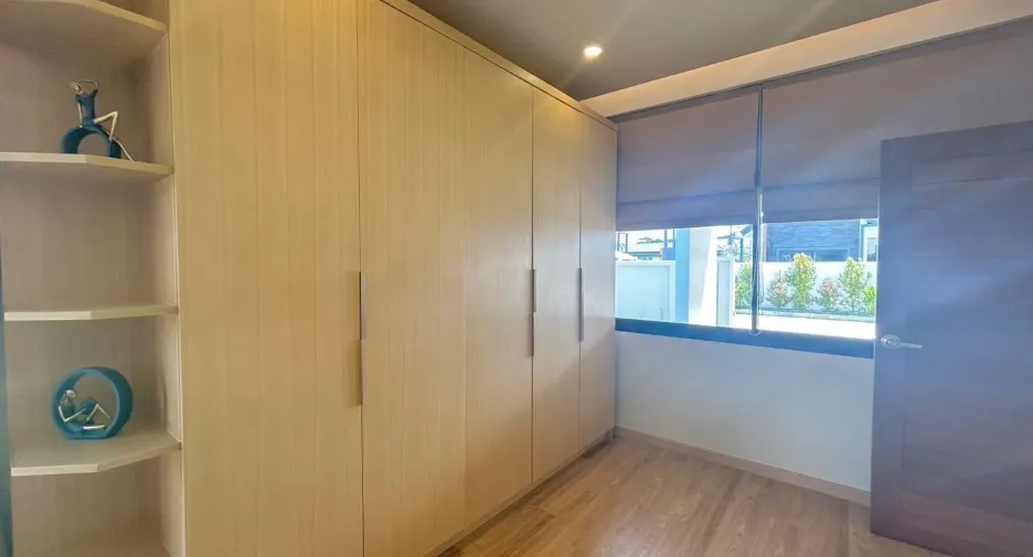For rent 3 bedrooms villa in Mueang Phuket, Phuket