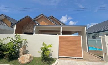 Villa en alquiler de 3 habitaciones en Mueang Phuket, Phuket