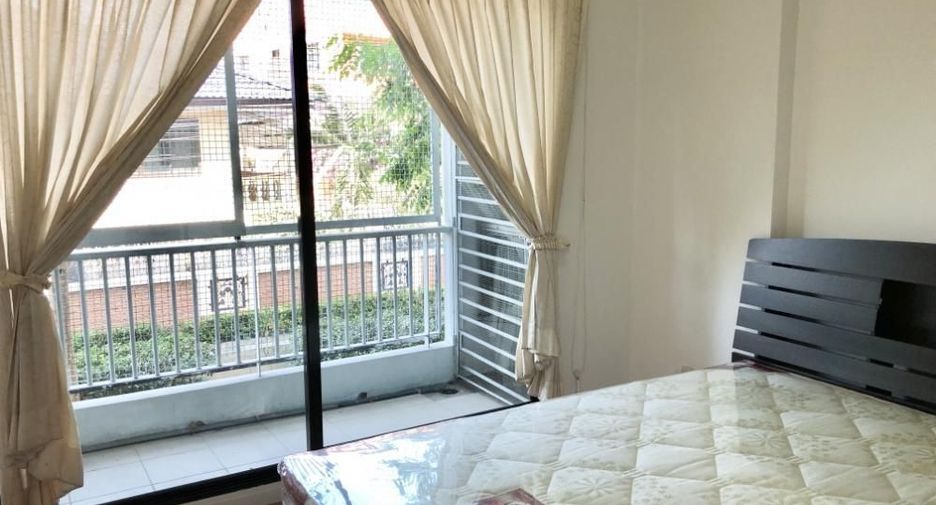 For sale 1 bed condo in Bang Na, Bangkok