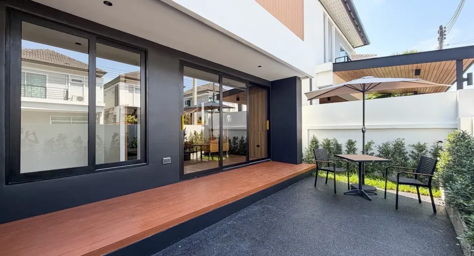 Villa zum Kauf mit 3 Zimmer in Mueang Phuket, Phuket