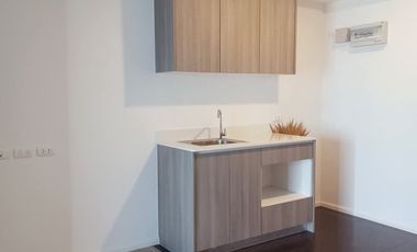 For sale 1 bed condo in Bang Phli, Samut Prakan