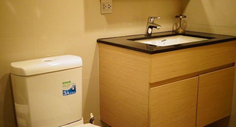 For sale 1 bed condo in Watthana, Bangkok