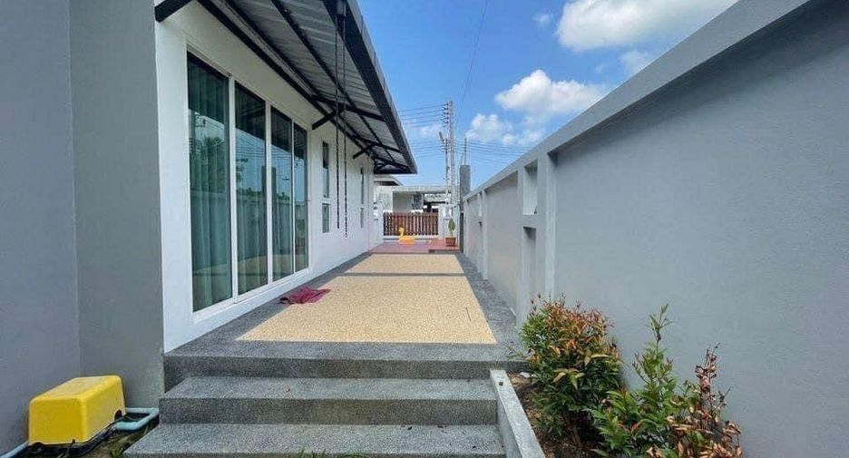 For rent 3 bedrooms villa in Thalang, Phuket