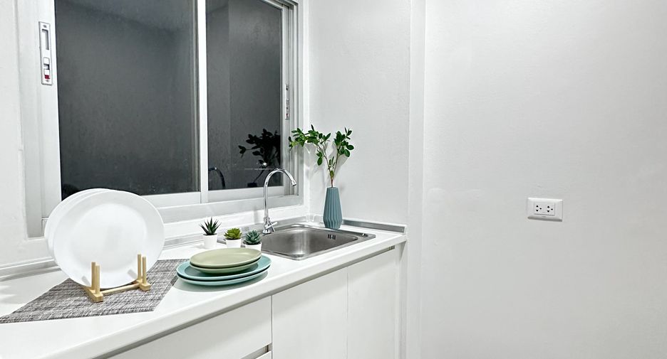 For sale studio condo in Bang Phli, Samut Prakan