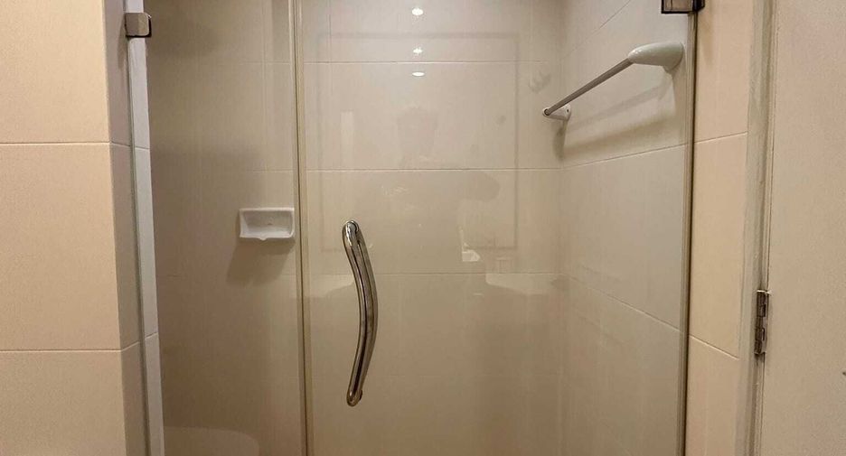 For sale 1 bed condo in Huai Khwang, Bangkok