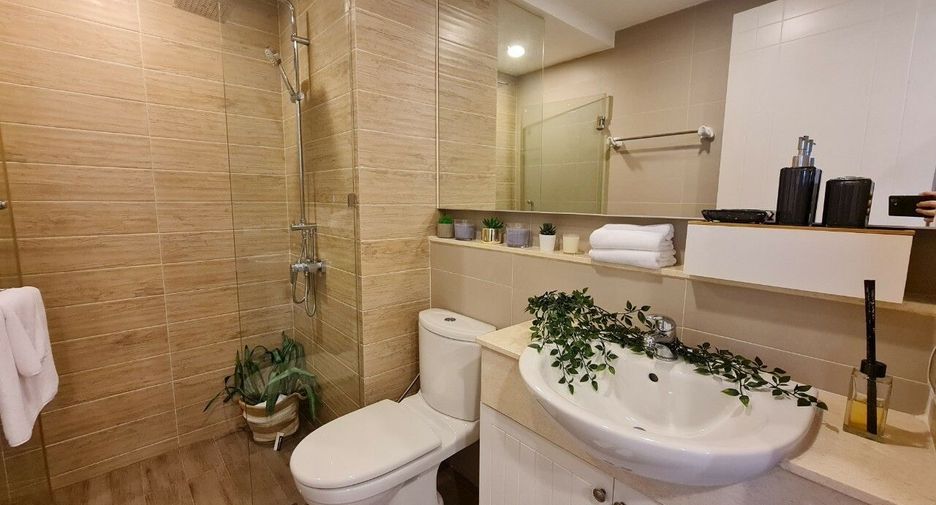 À vendre 1 chambre condo à Mueang Chon Buri, Chonburi