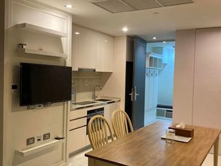 For sale 1 Beds condo in Sathon, Bangkok