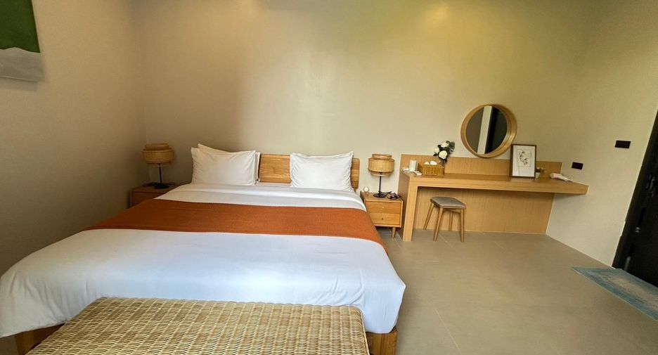 For rent 4 bedrooms villa in Mueang Phuket, Phuket