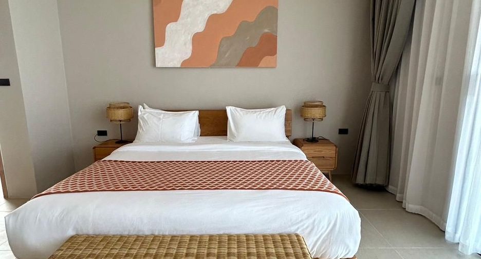 For rent 4 bedrooms villa in Mueang Phuket, Phuket