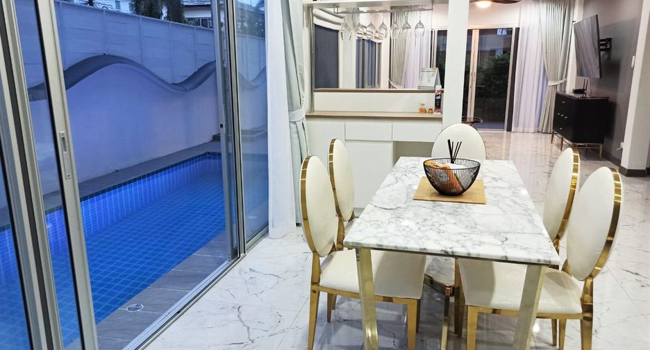 For sale 3 bedrooms villa in Thalang, Phuket