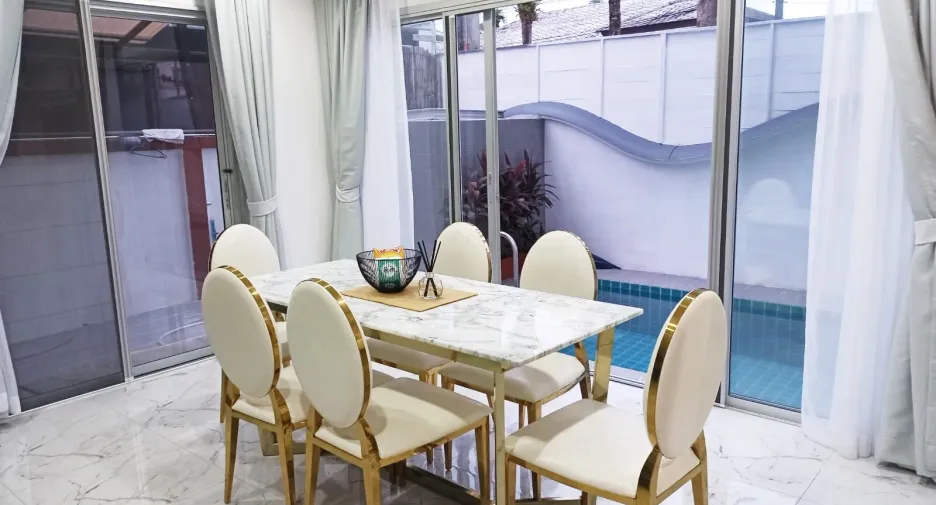 For sale 3 bedrooms villa in Thalang, Phuket