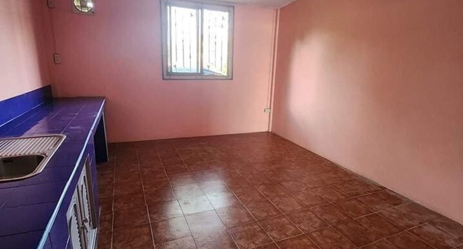 Gewerbefläche zum Kauf mit 2 Zimmer in Ban Chang, Rayong