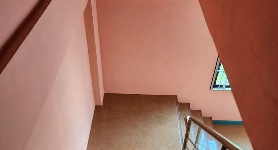 Gewerbefläche zum Kauf mit 2 Zimmer in Ban Chang, Rayong