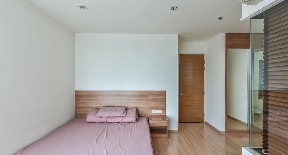 For sale 2 bedrooms condo in Phaya Thai, Bangkok