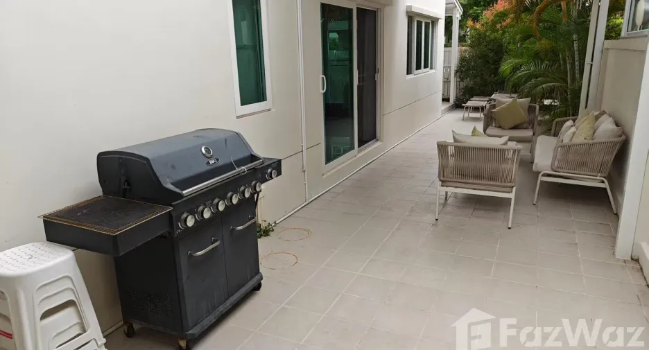 For rent 4 bedrooms house in Mueang Phuket, Phuket