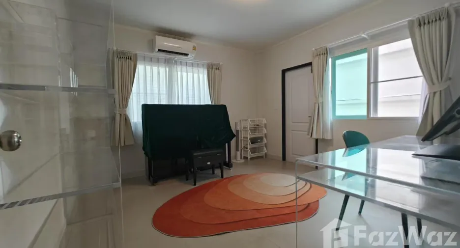 For rent 4 bedrooms house in Mueang Phuket, Phuket