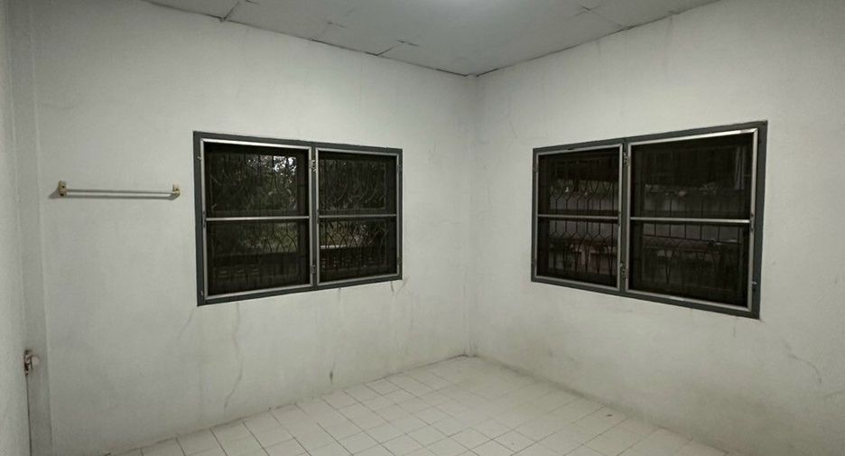 Продажа 4 спальни дом в Mueang Nakhon Ratchasima, Накхон Ратчасима