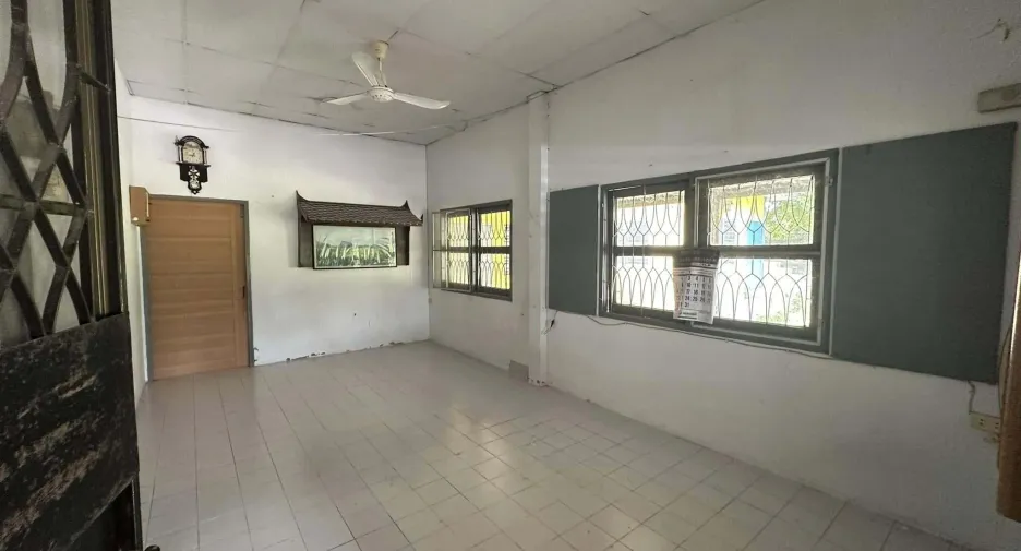Продажа 4 спальни дом в Mueang Nakhon Ratchasima, Накхон Ратчасима