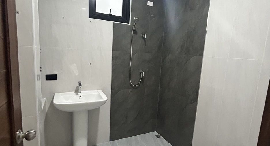 Casa en alquiler de 3 habitaciones en Thalang, Phuket
