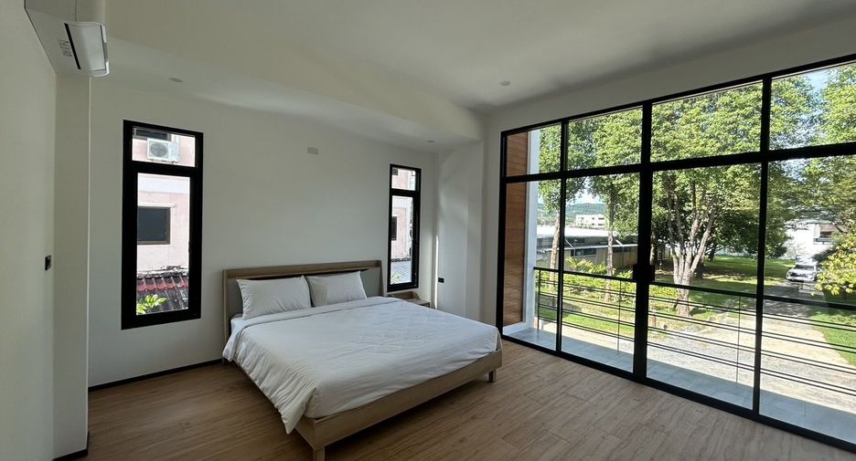 Casa en alquiler de 3 habitaciones en Thalang, Phuket
