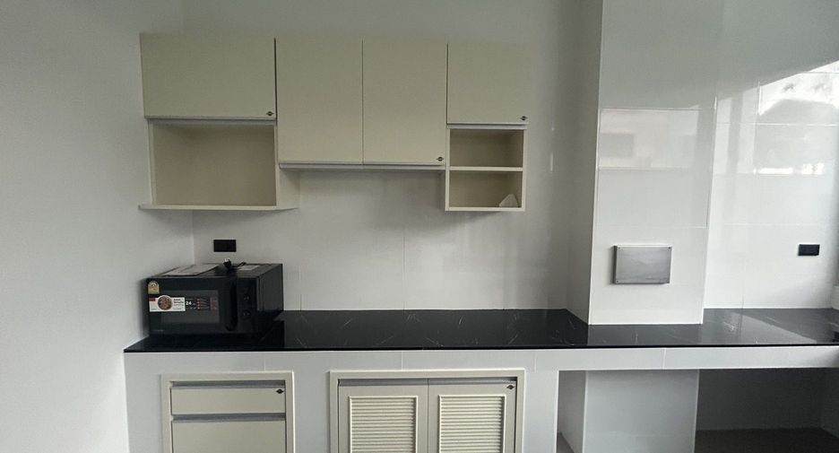 Casa en alquiler de 3 habitaciones en Thalang, Phuket