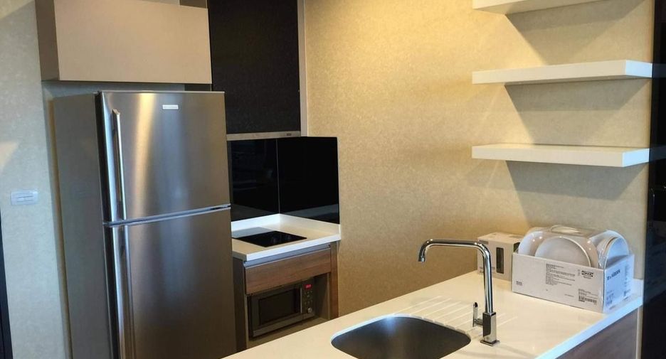 Продажа и аренда 1 кровать кондо в Пхра Кханонг, Бангкок