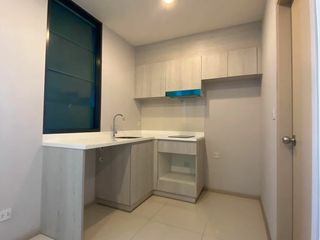 For sale 1 bed condo in Bang Phlat, Bangkok