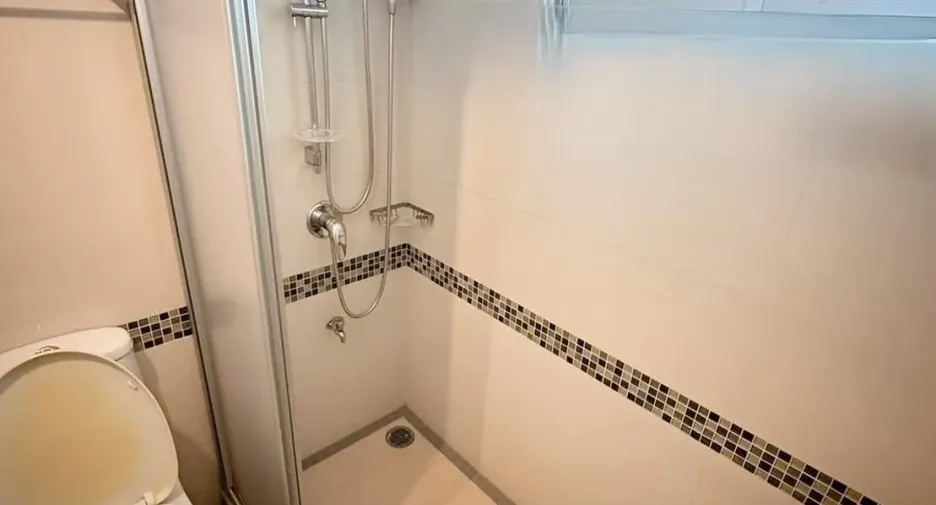 For sale 2 bedrooms condo in Yan Nawa, Bangkok