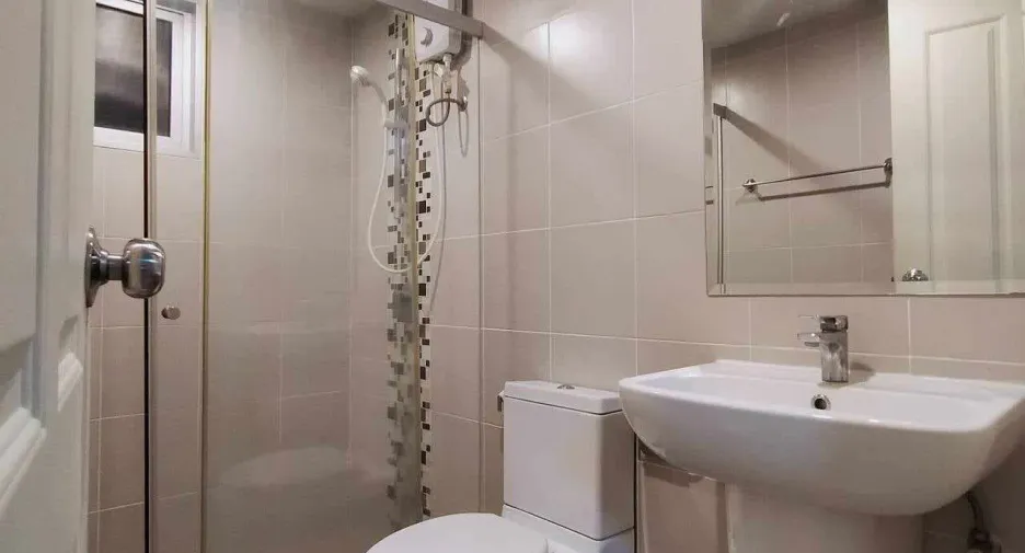 For rent 1 bed condo in Mueang Chon Buri, Chonburi