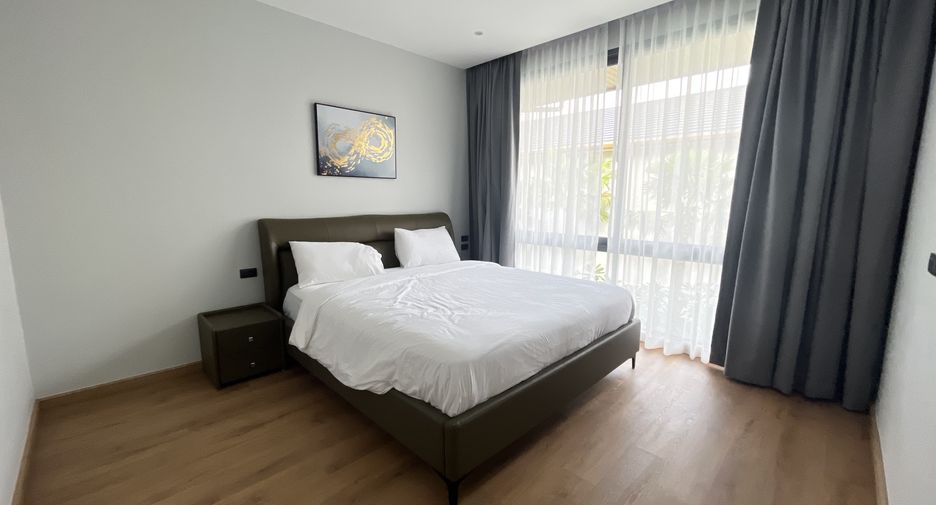 For rent 6 bedrooms villa in Mueang Phuket, Phuket