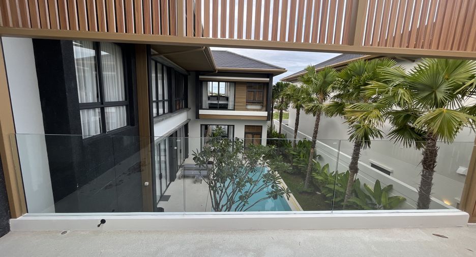 For rent 6 bedrooms villa in Mueang Phuket, Phuket