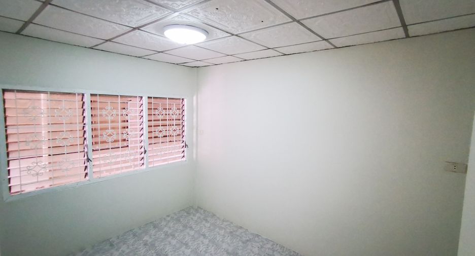 For sale 2 bedrooms townhouse in Mueang Chanthaburi, Chanthaburi