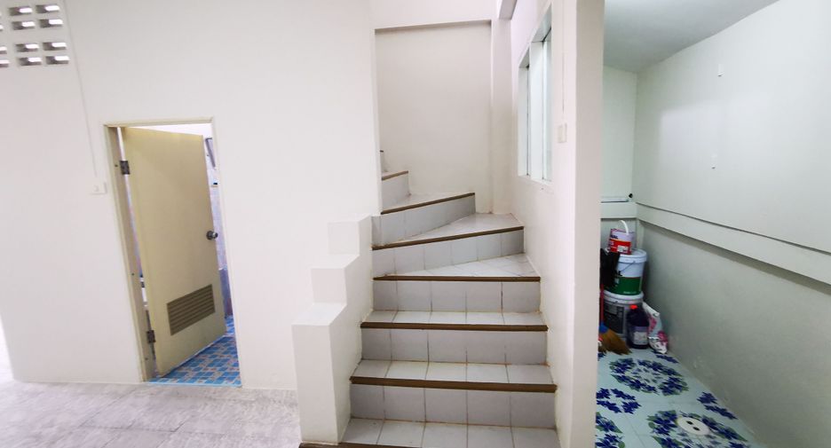 For sale 2 bedrooms townhouse in Mueang Chanthaburi, Chanthaburi