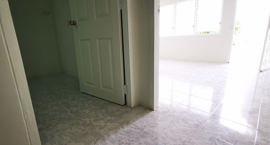 For sale 2 bedrooms townhouse in Mueang Chanthaburi, Chanthaburi