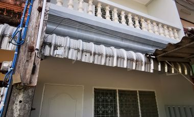 Casa adosada en venta de 2 habitaciones en Mueang Chanthaburi, Chanthaburi