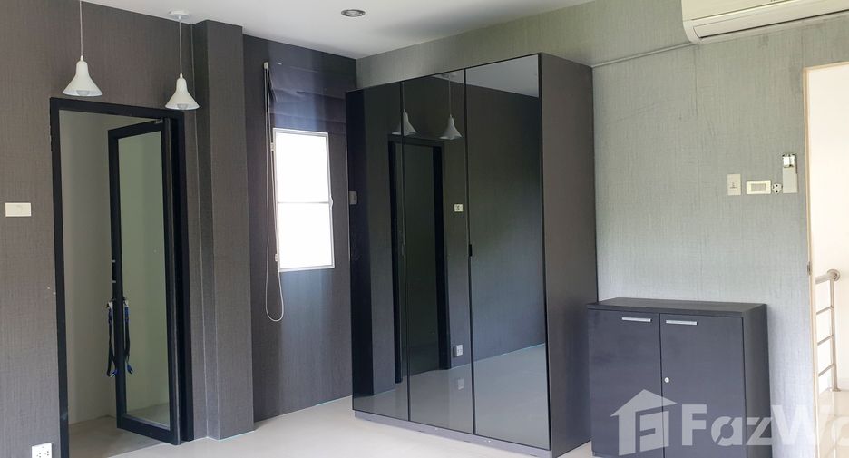 For sale 4 bedrooms house in Nikhom Phatthana, Rayong