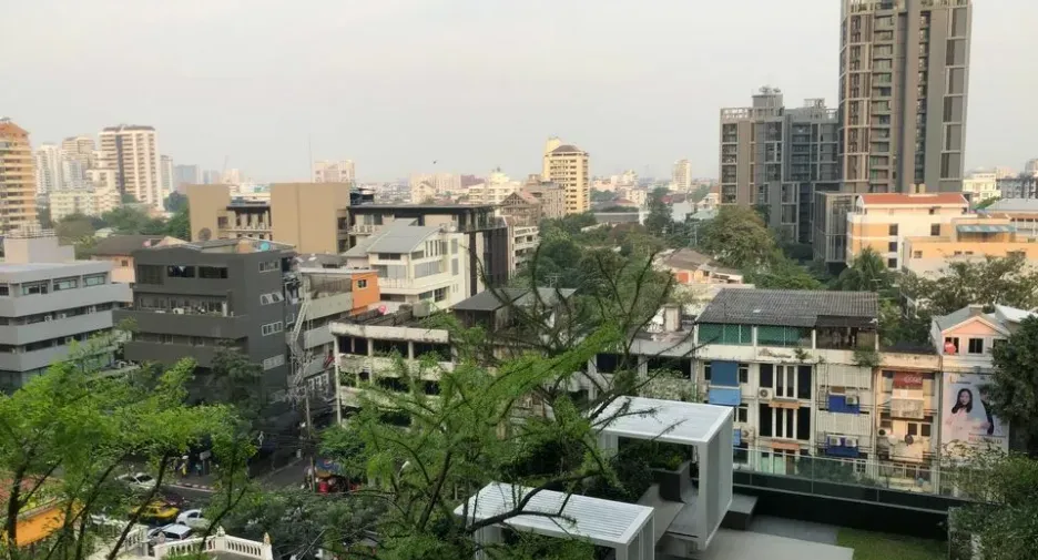 For sale 1 bed condo in Watthana, Bangkok