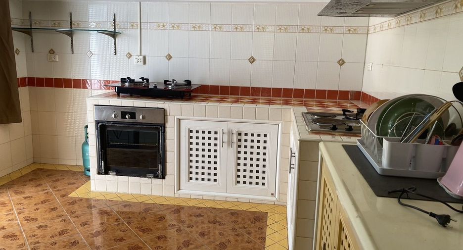 For rent 3 bedrooms house in Thalang, Phuket