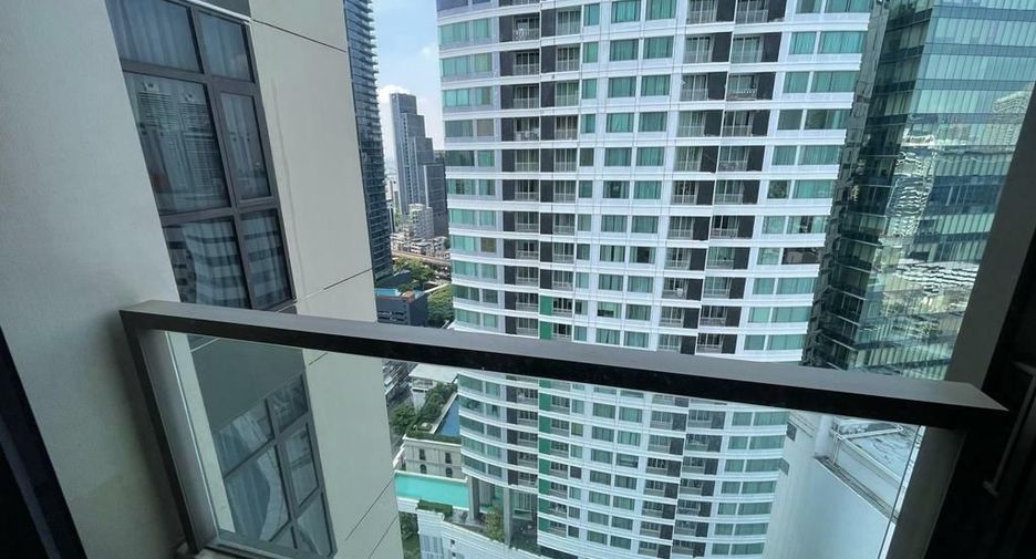 For sale 1 bed condo in Khlong Toei, Bangkok