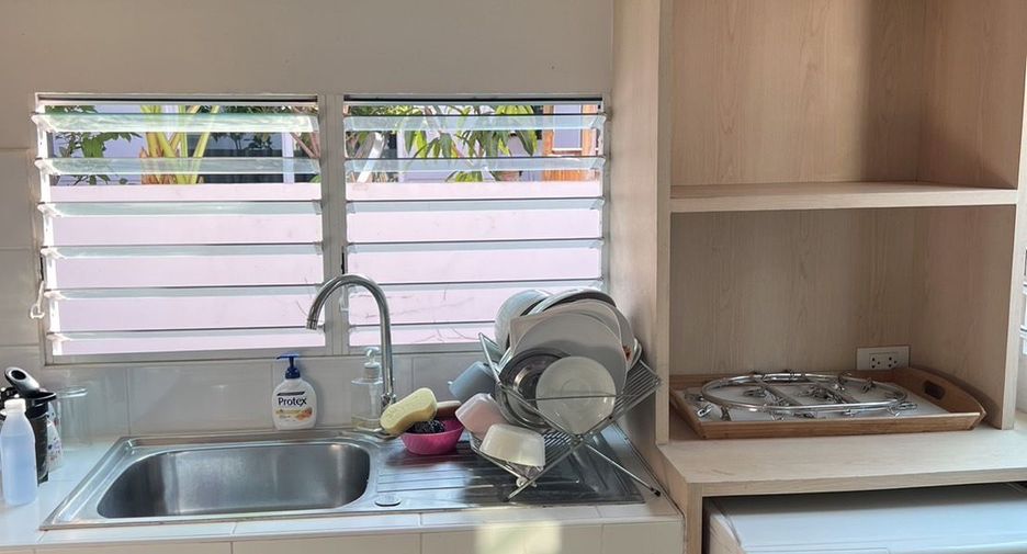 À vendre et à louer 3 chambres maison à Phutthamonthon, Nakhon Pathom