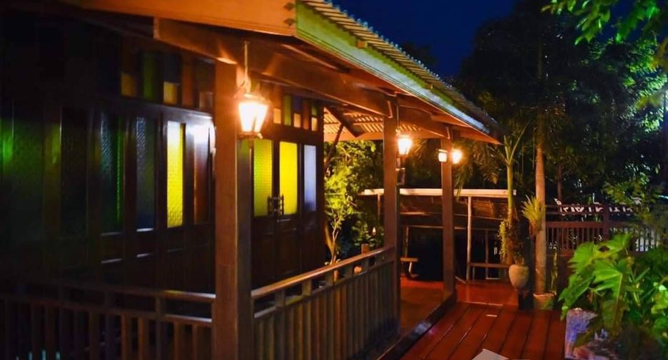 Casa en venta de 4 habitaciones en Doem Bang Nang Buat, Suphan Buri