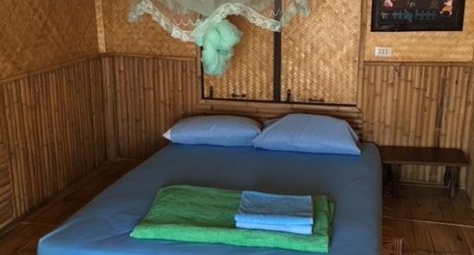 Casa en venta de 4 habitaciones en Doem Bang Nang Buat, Suphan Buri