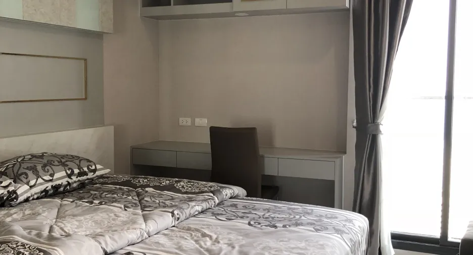 For sale 2 bedrooms condo in Pathum Wan, Bangkok