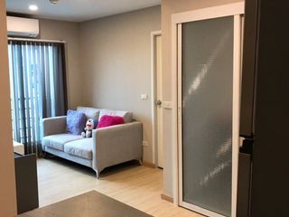 À vendre 2 chambres condo à Huai Khwang, Bangkok